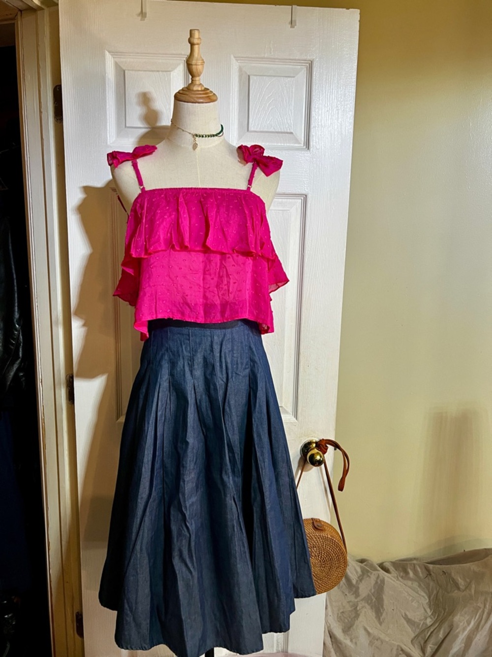 New Showpo Wms Devil In You Swiss Dot Ruffle Tiered Cottagecore Boho Crop‎ Top 6